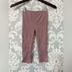 10/$25 • Calvin Klein Jeans Ribbed Crop‎ Leggings